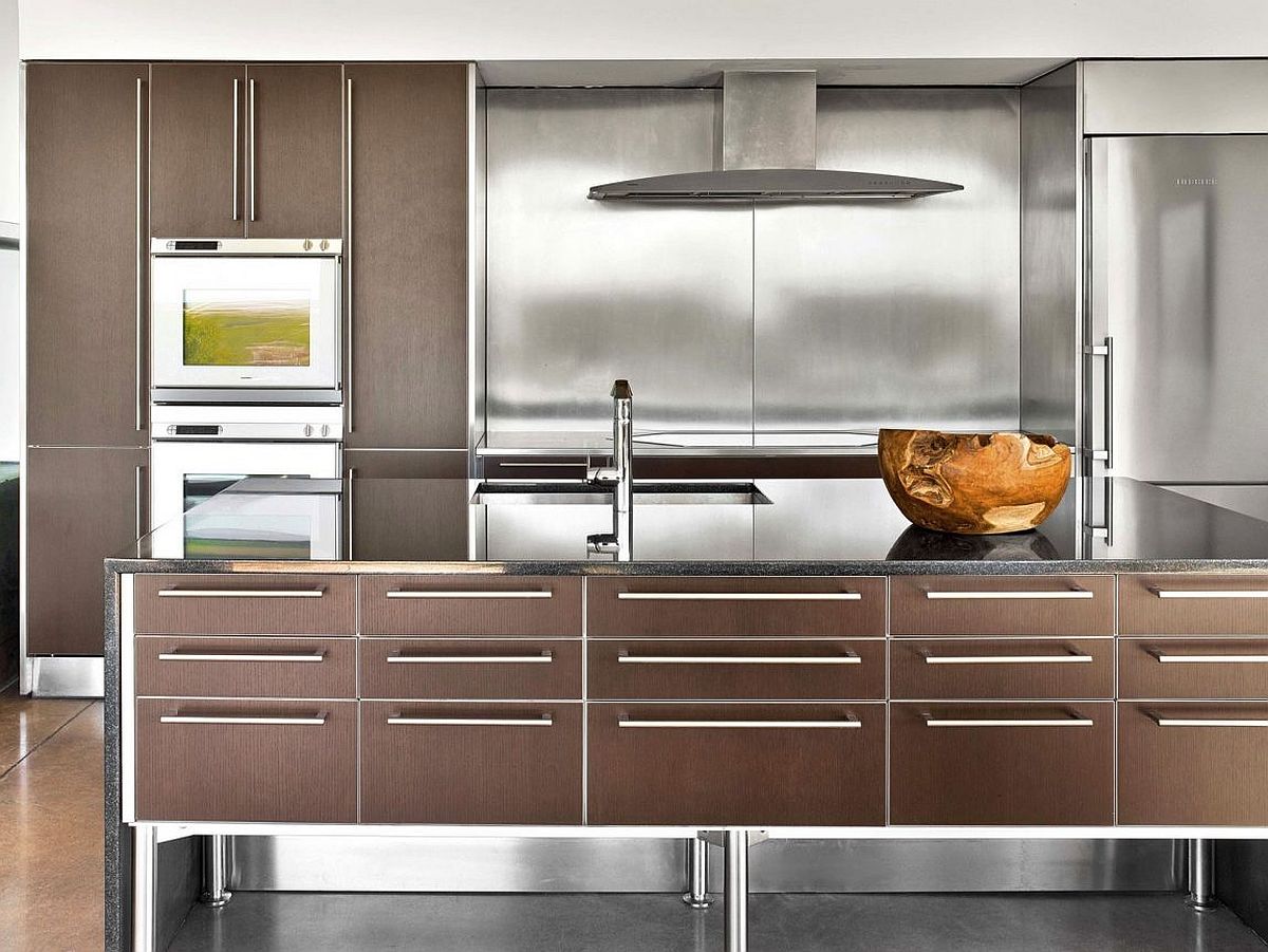 Stainless steel metallic glint to the modern kitchen