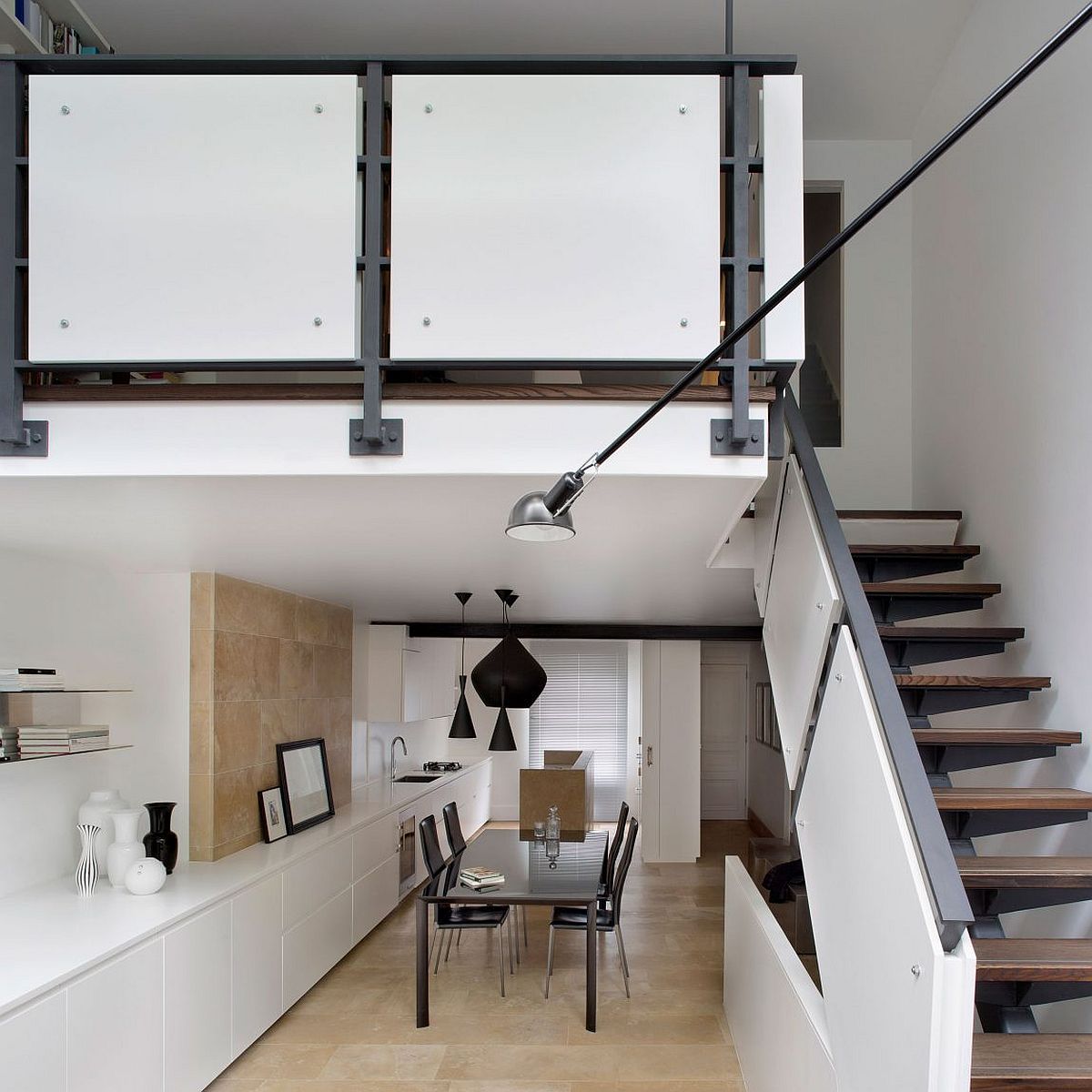 Tom Dixon pendant lights in black for the dining room