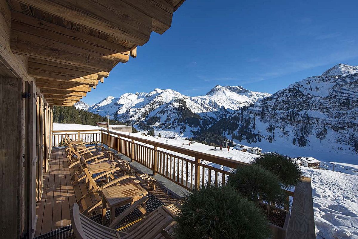 View of the stunning ski slopes from uberHaus