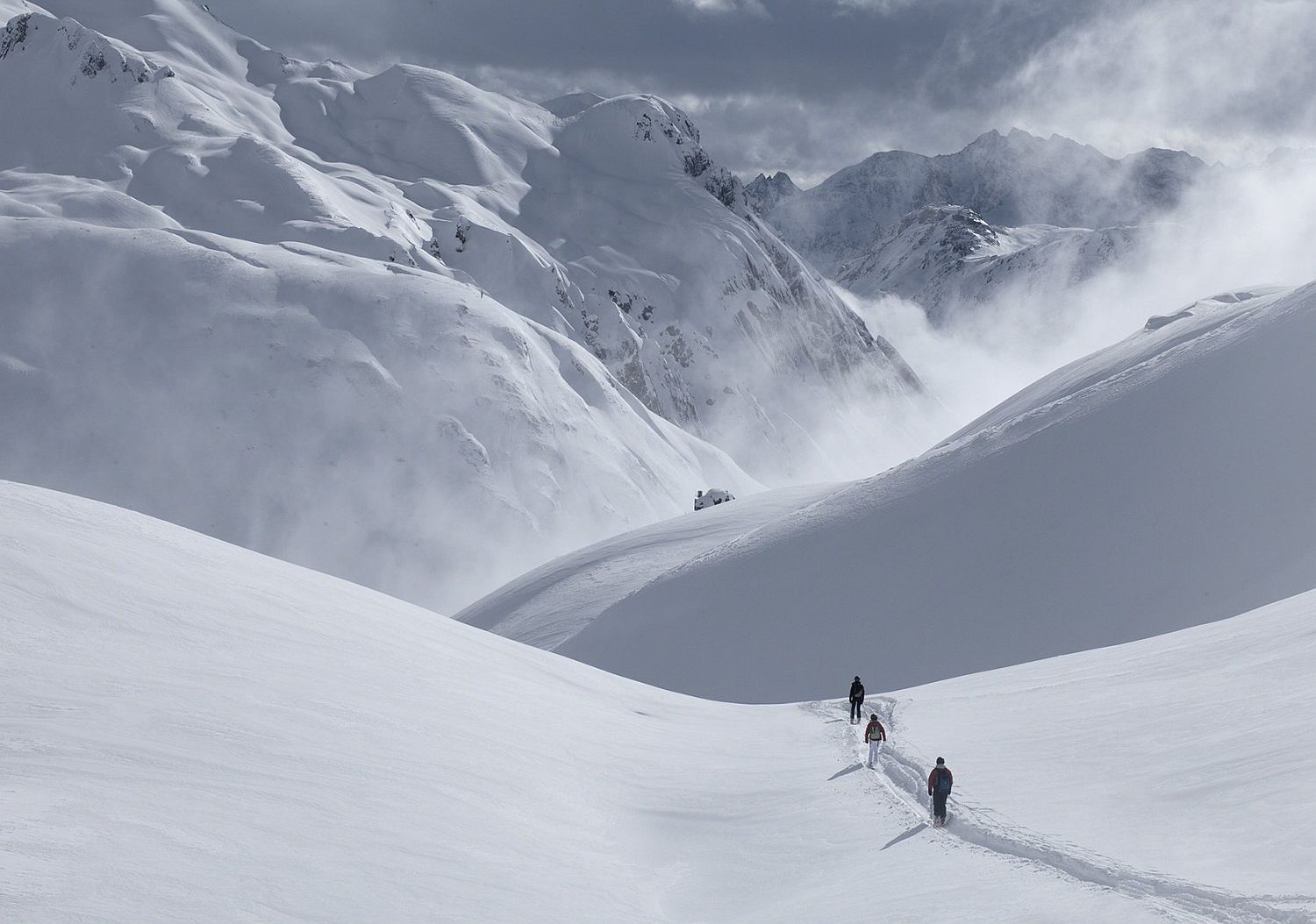 World's best ski slopes await at Hotel Aurelio Lech