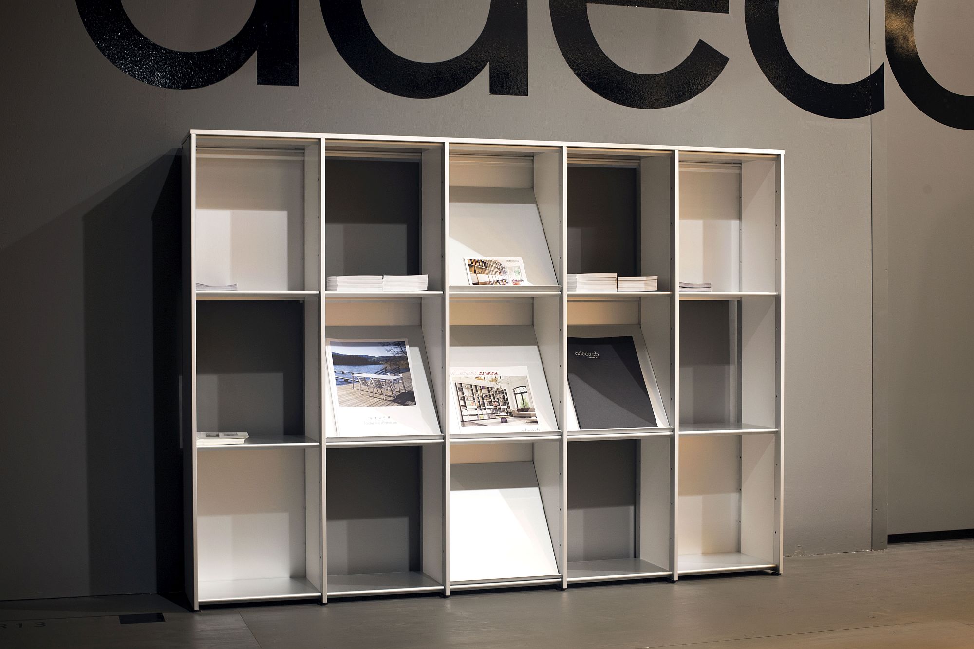 Contemporary-book-and-magazine-storage-unit-for-the-home-office