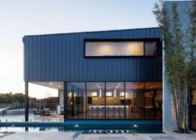 Elegant-exterior-of-the-contemporary-home-in-Victoria-217x155