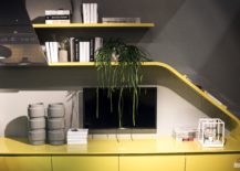 Innovative-kitchen-counter-design-and-open-shelving-from-Scavolini-217x155