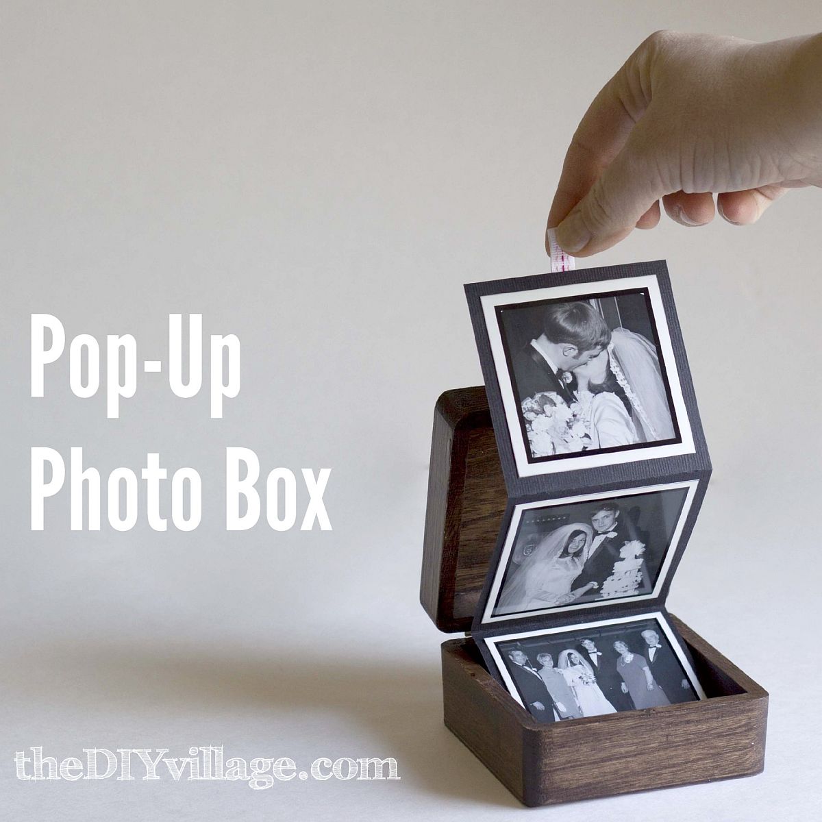 Lovely Pop-Up Photo Box for Valentine's Day