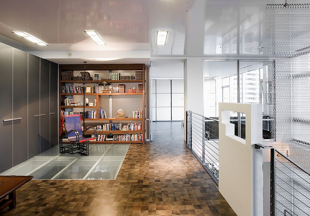 Mezzanine-level-library-with-glass-floor