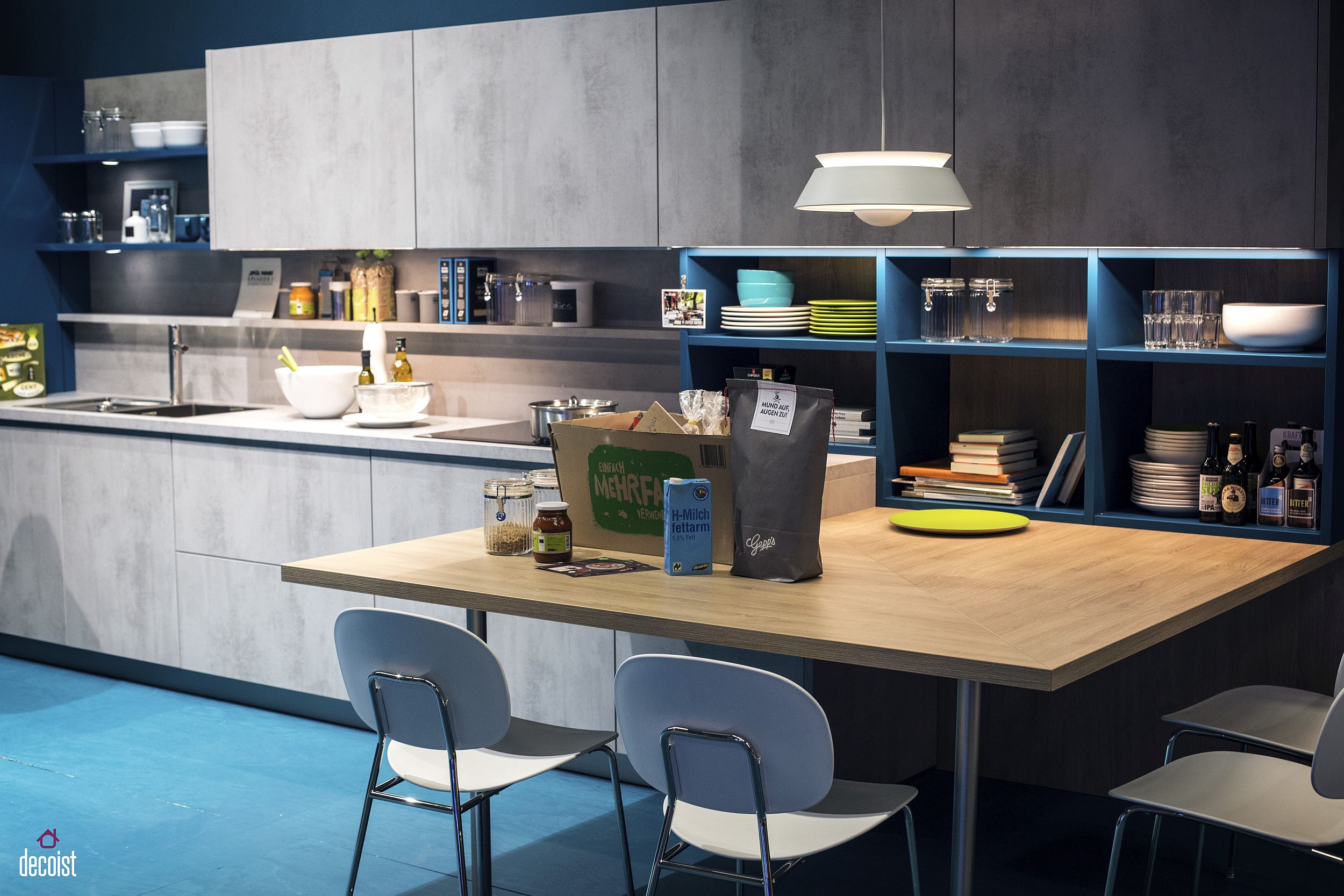 Open-kitchen-and-dining-area-idea-for-the-small-modern-apartment