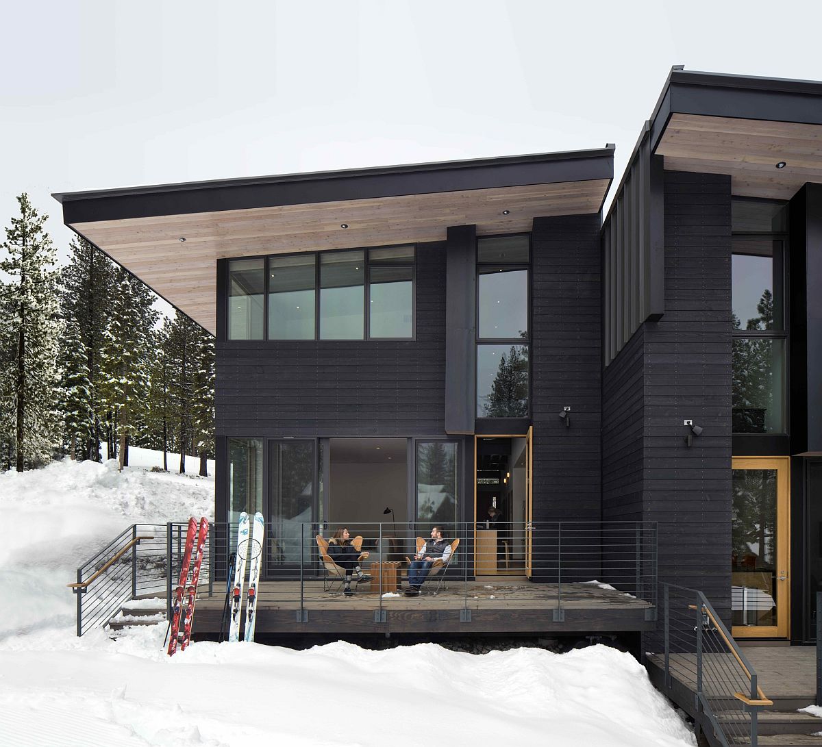 Outdoor living zone of the gorgeous mountain townhouses