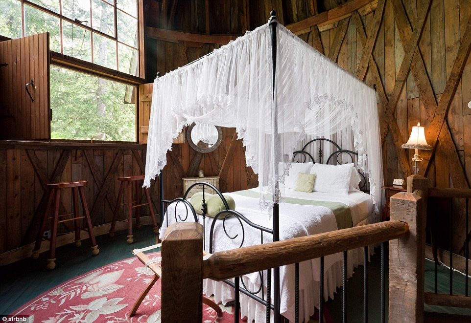 Precious four poster bed defying the laws of rustic decor