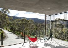 Rooftop-deck-of-the-Aussie-home-with-360-degree-views-of-the-bushland-217x155