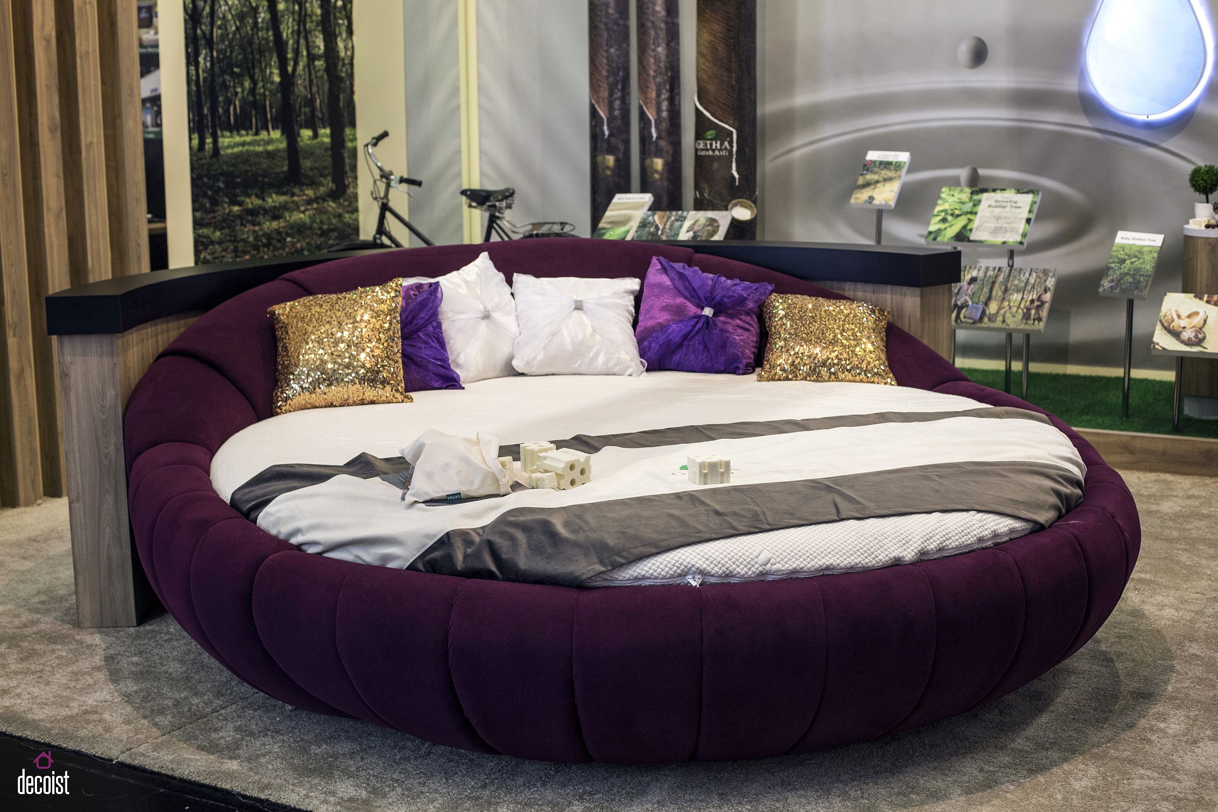 Round-daybed-in-bright-purple-for-those-who-wnat-to-move-away-from-the-mundane