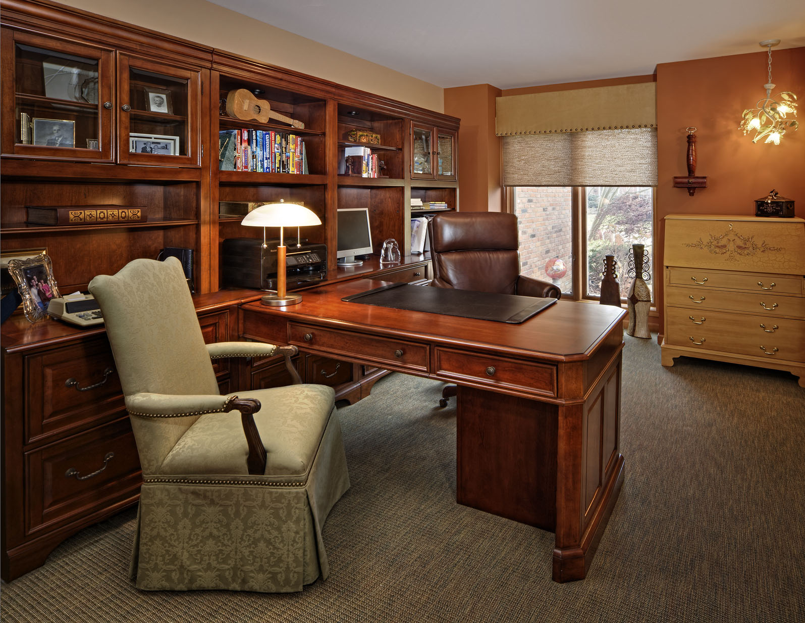 Cozy Workspaces: Home Offices with a Rustic Touch