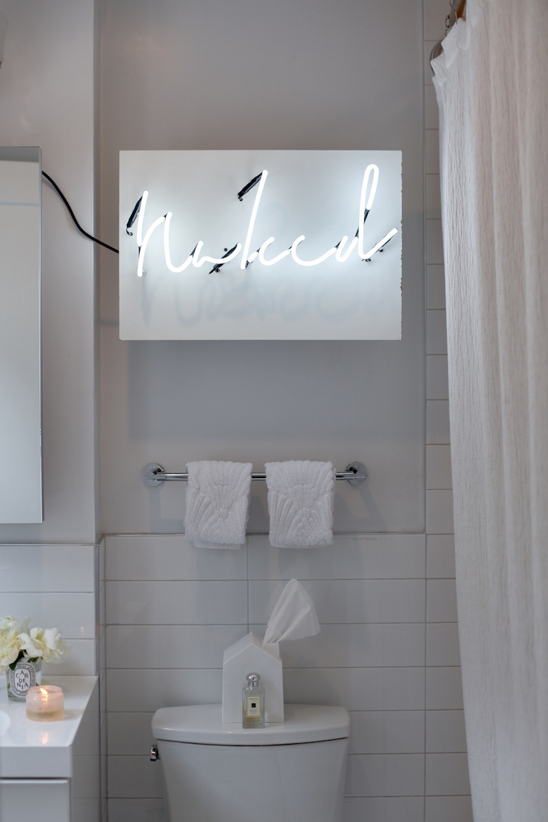 neon light for bathroom