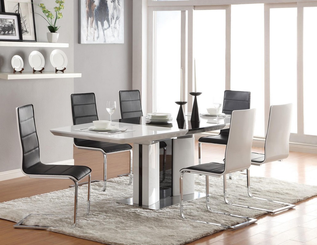 A simple white rug as the key element in a modern dining room