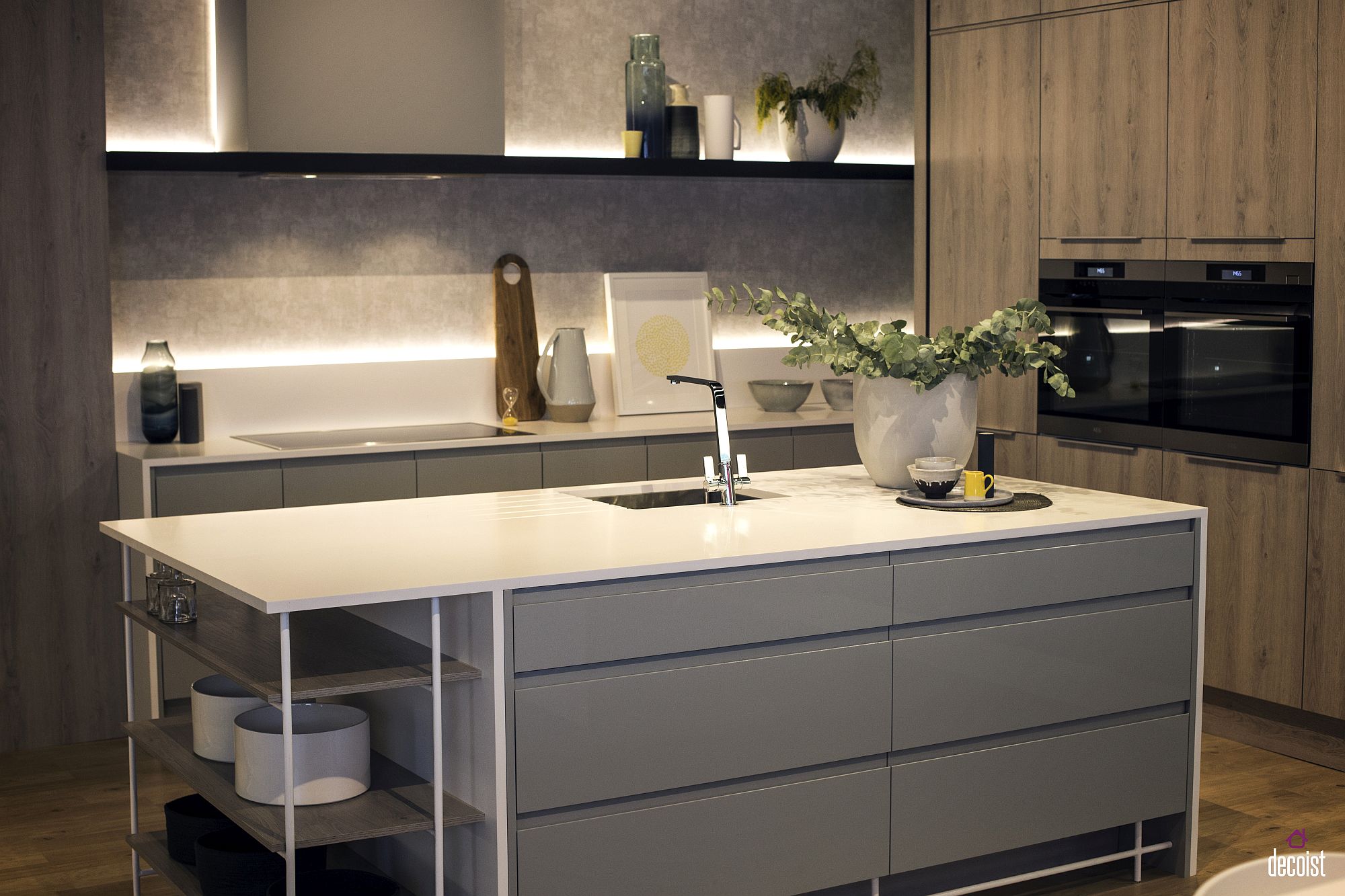 Even-the-tiniest-of-kitchens-and-darkest-of-corners-can-be-enlivened-with-LED-strip-lights