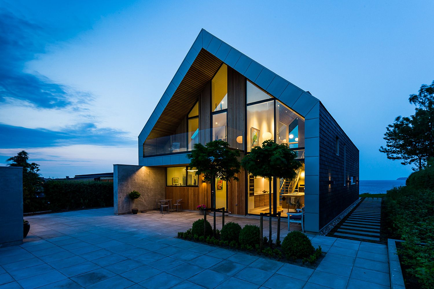 Exquisite-contemporary-Villa-P-in-Denmark-with-ocean-views