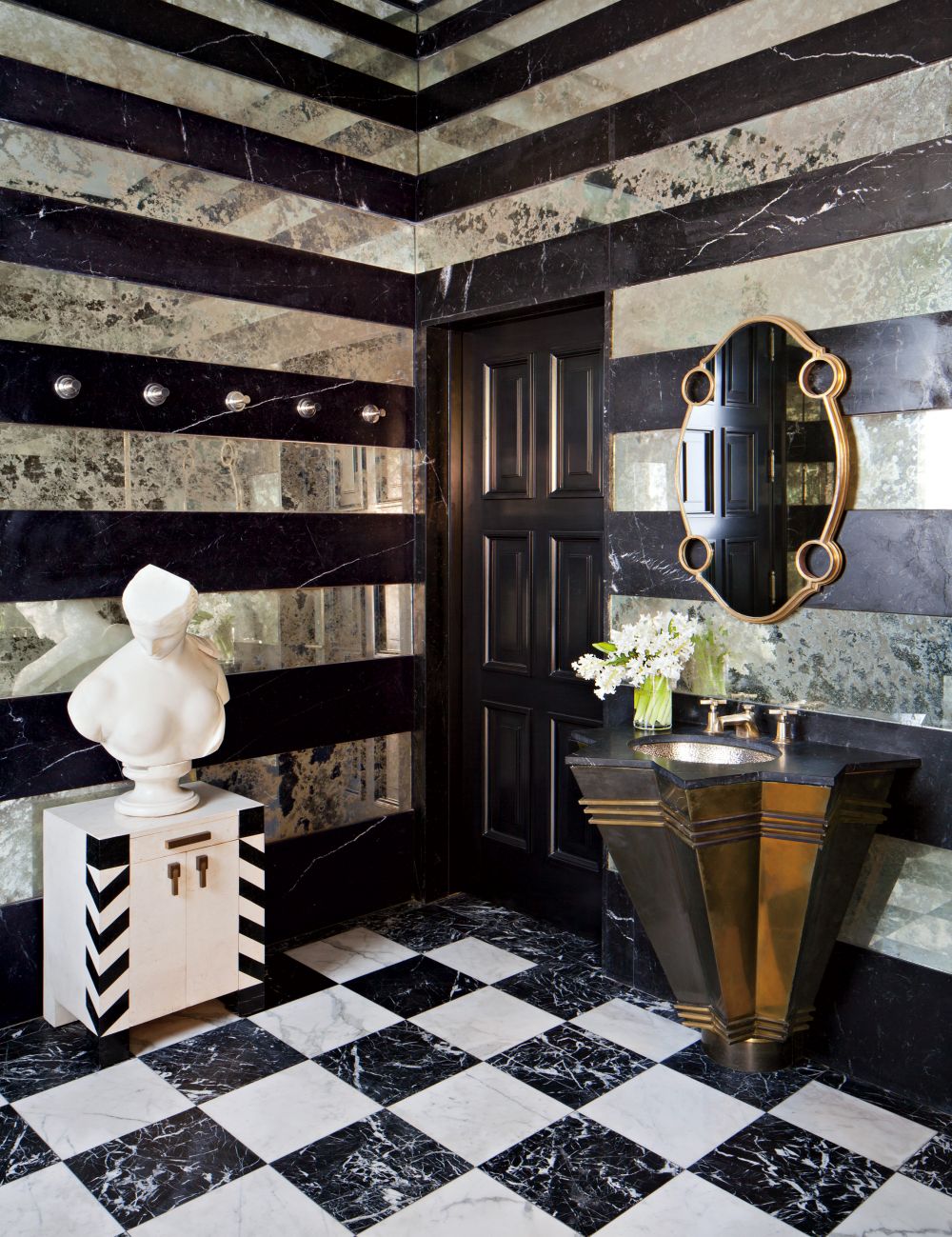 Marbled checkered floors in a state-of-the-art bathroom