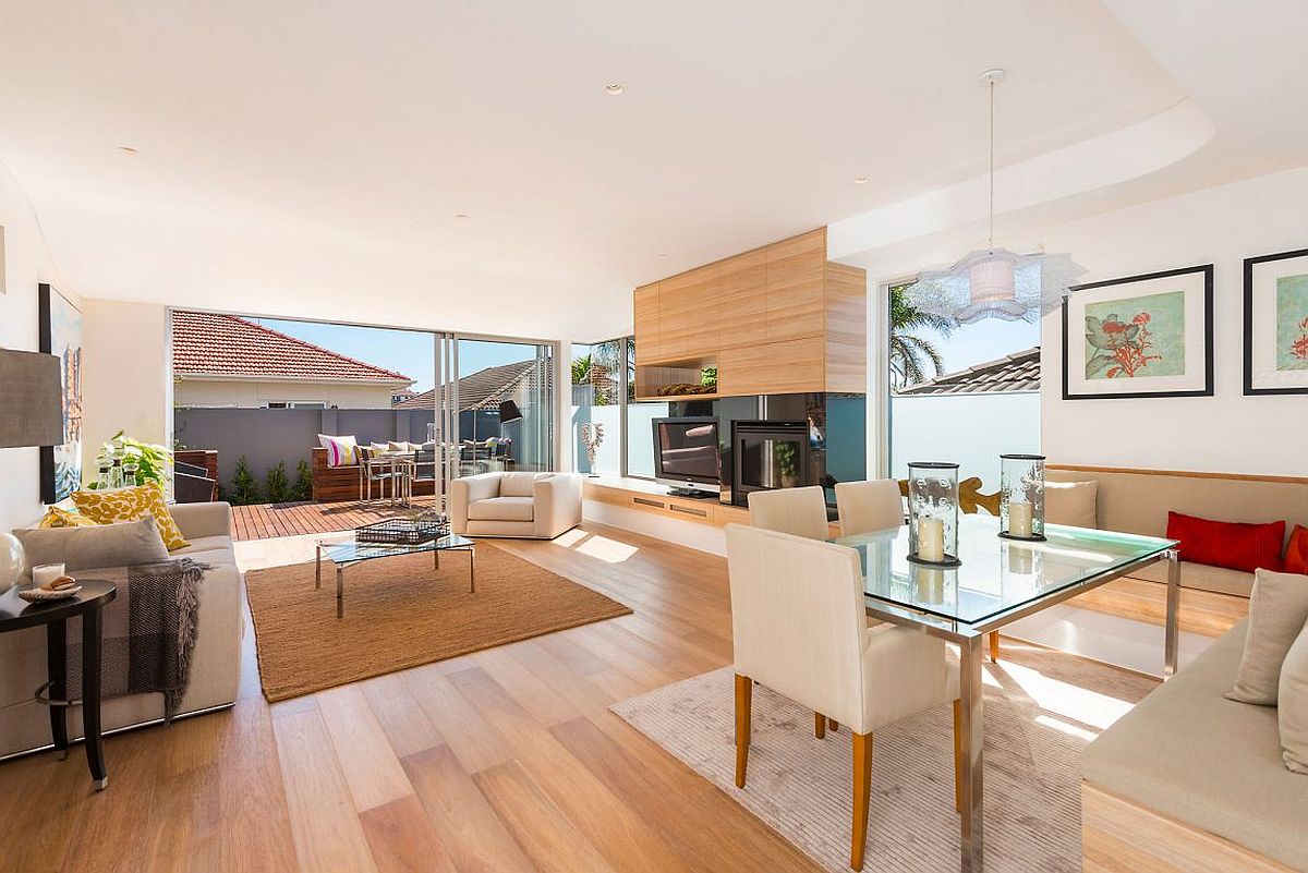 Open-plan-living-with-kitchen-and-dining-on-the-lower-level-of-the-Sydney-home