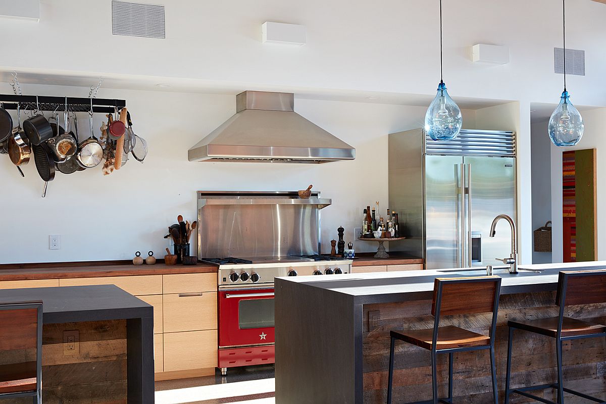 Reclaimed wood for the kitchen island