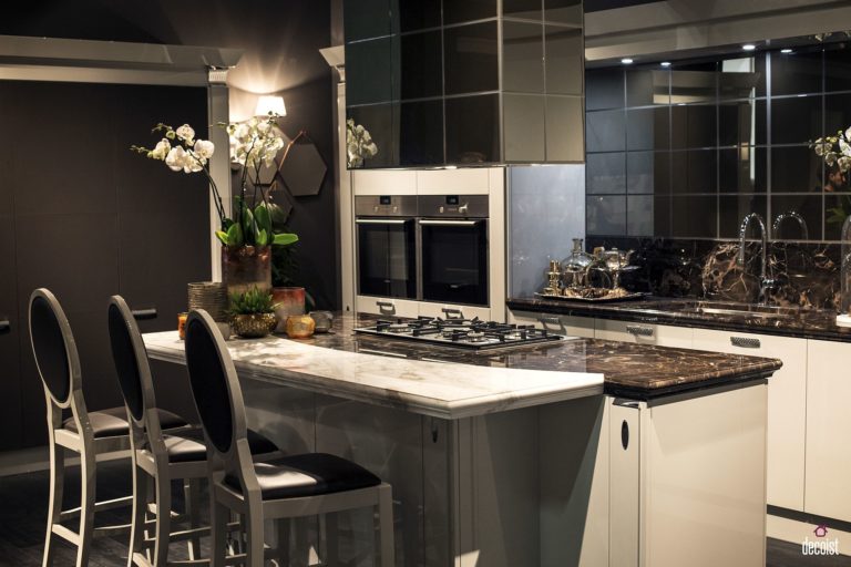 Embracing Darkness 20 Ways to Add Black and Gray to Your Kitchen Decoist