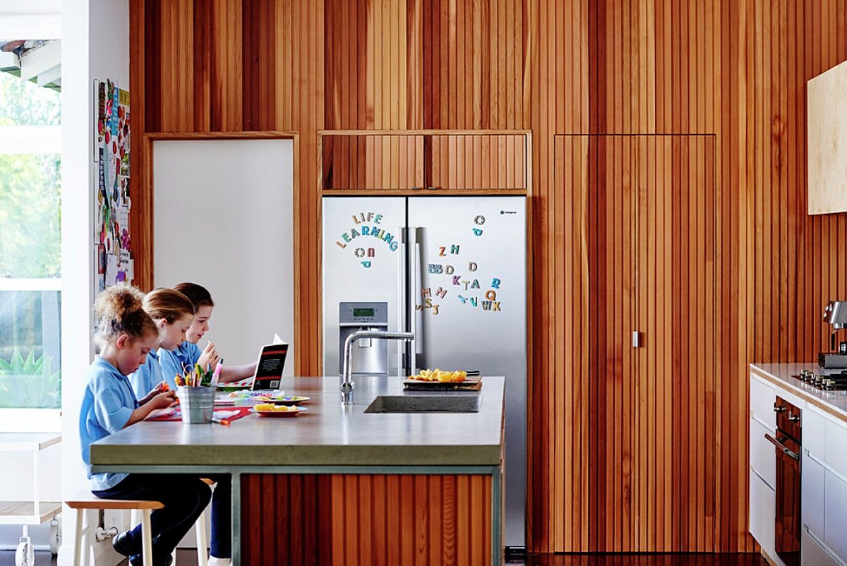 Closer look at the smart, modern kitchen