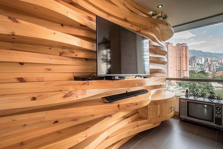 Curved wooden accent wall in the living room