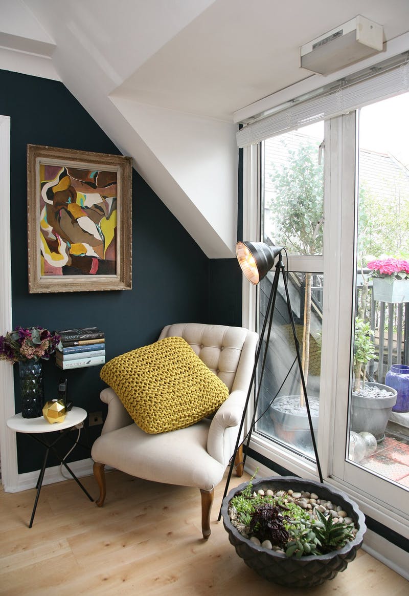 Exquisite little reading nook next to the balcony