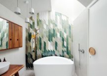 Fabulous-and-colorful-tiled-backsplash-for-the-contemporary-bathroom-217x155