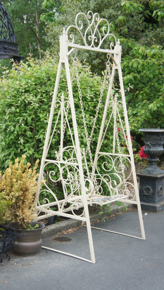 Garden Swings: The Enchanting Element in Your Backyard