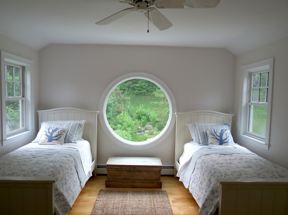 Large round window makes the bedroom open and breathable