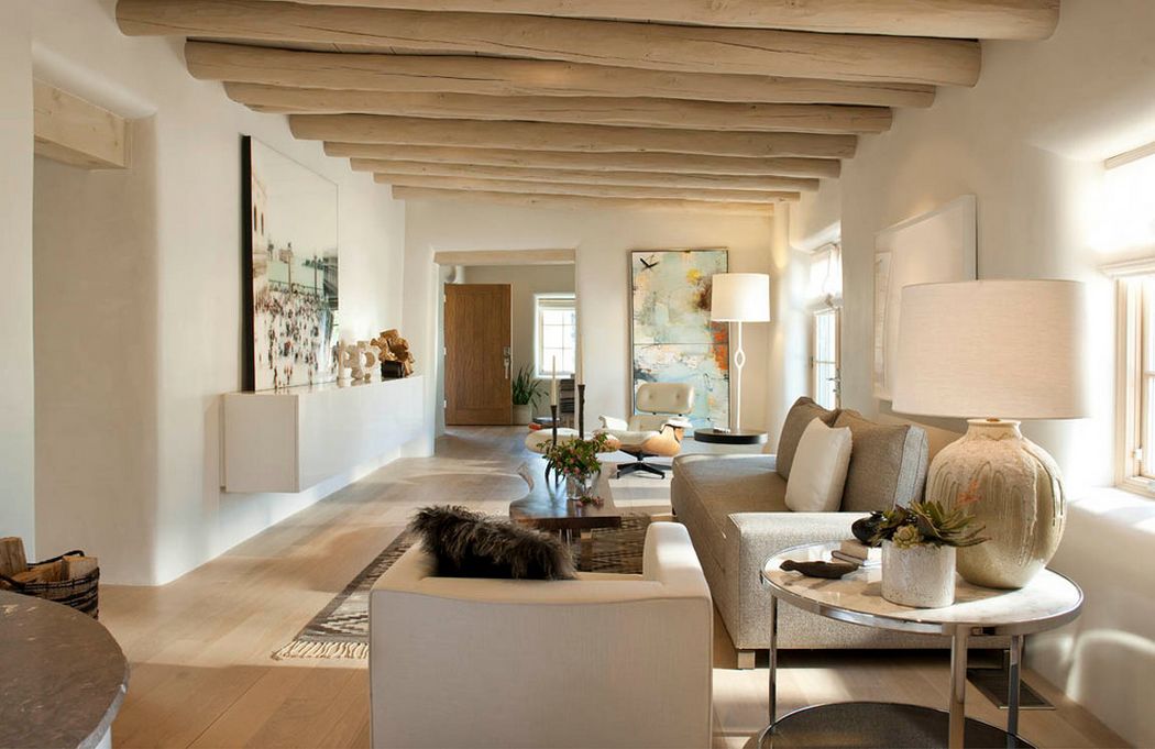 Living room that pairs beige with countryside decor