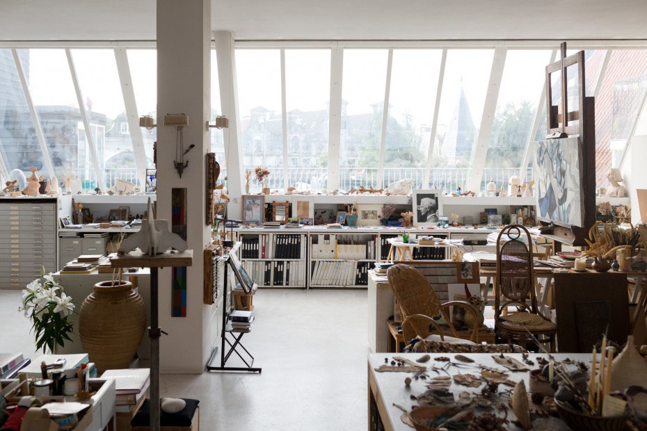 Loft studio with skylight windows