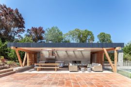 Outdoor Living at its Breezy Best: Modern Beach Pavilion in Chile