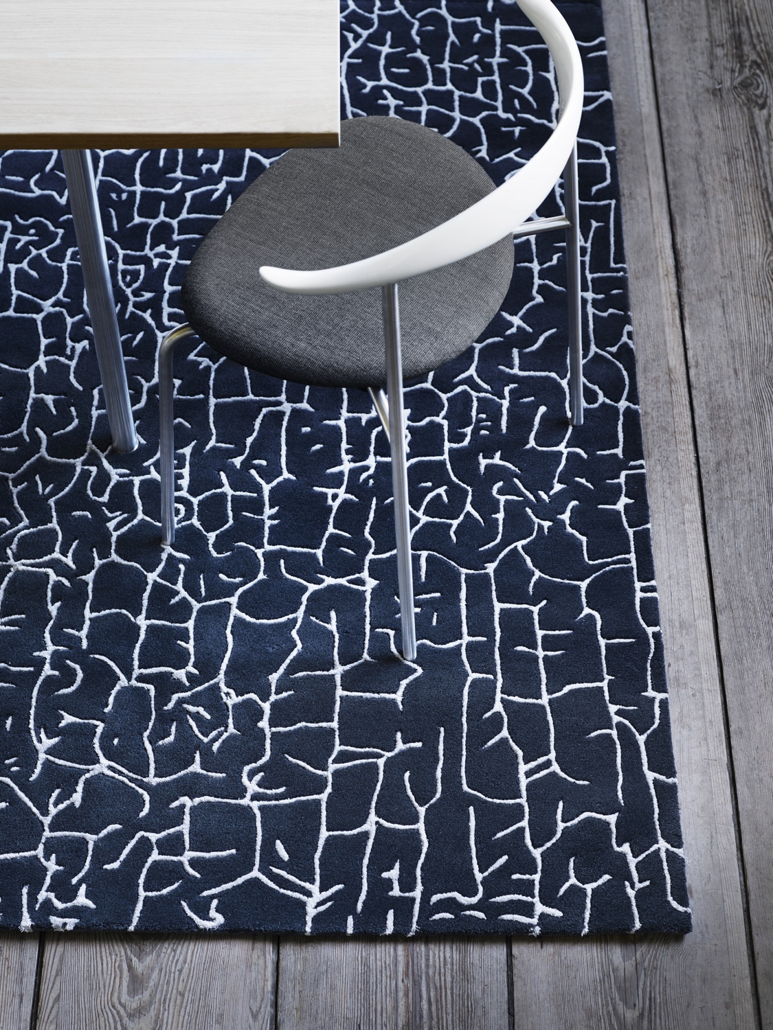 NUP005 OCEANIA Seabed dark grey