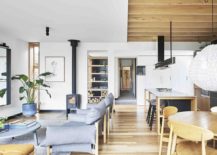Tasmanian-Oak-beams-add-additional-textural-beauty-to-the-interior-217x155
