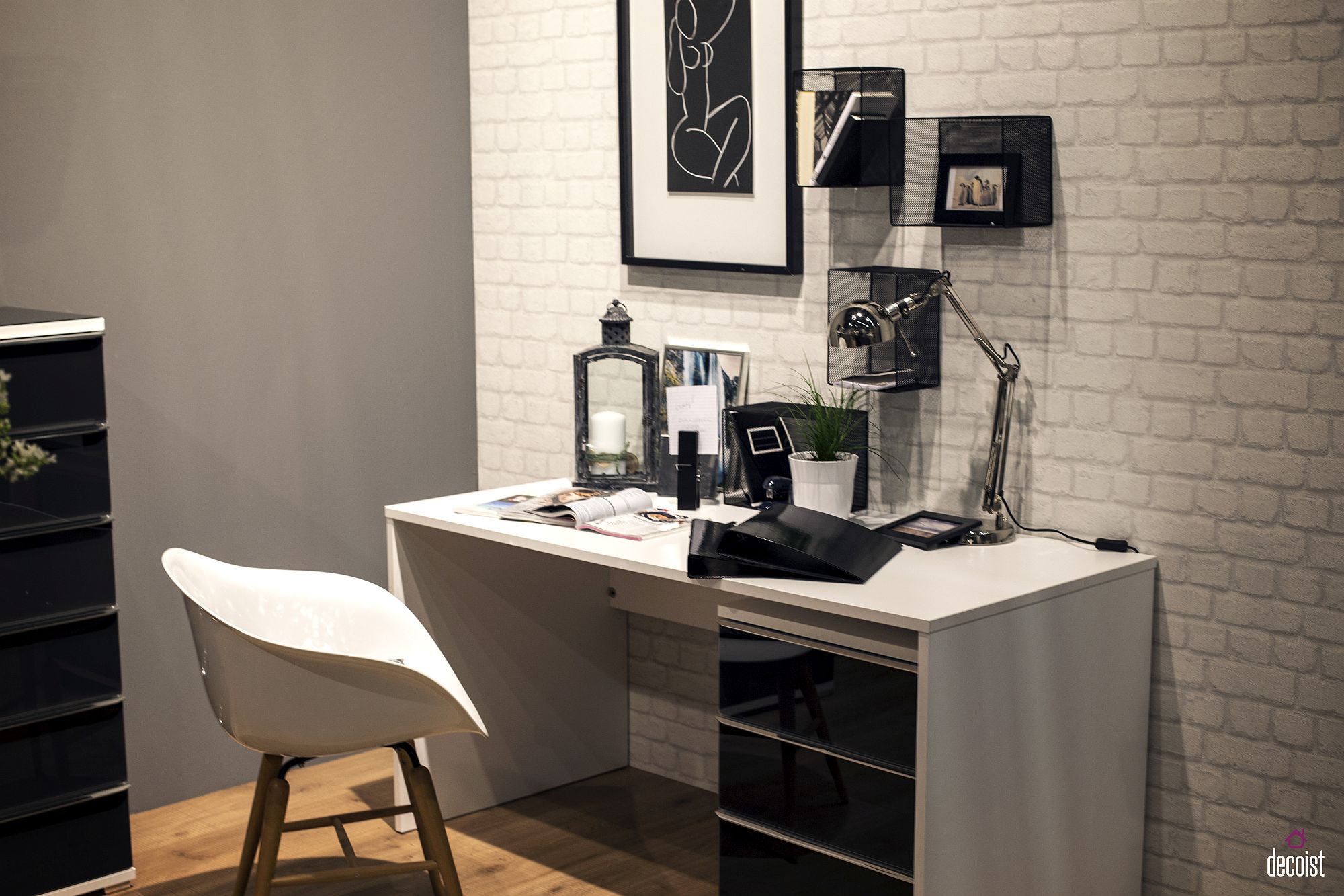 Turn the bedroom corner into a space-savvy and elegant workspace