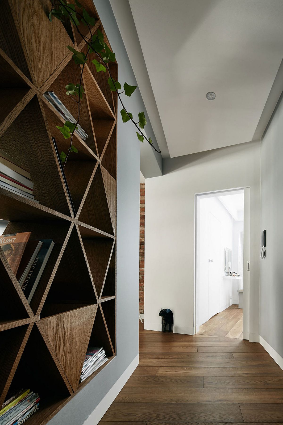 Wooden bookshelf with geo style