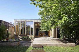 Wooden Box House: Charming Extension Revamps Heritage Family Residence