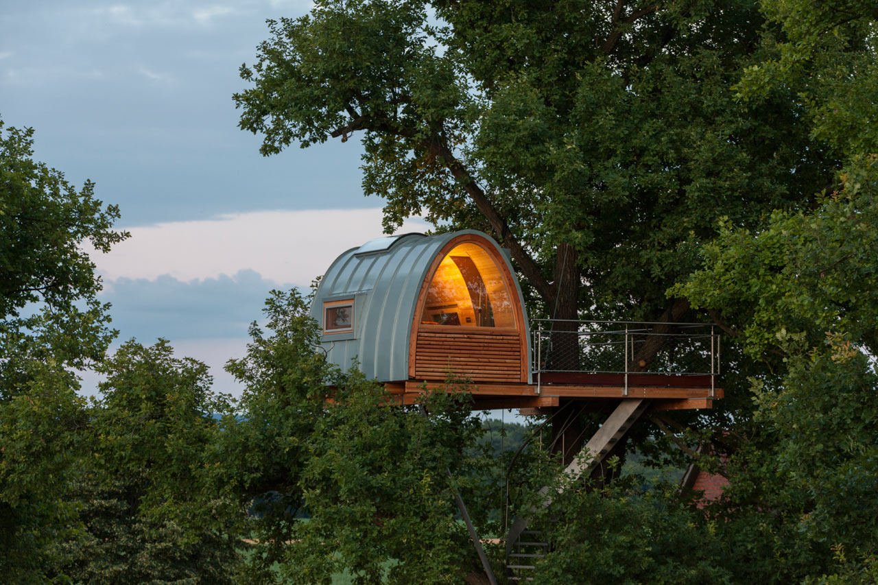 A stunning modern treehouse bungalow