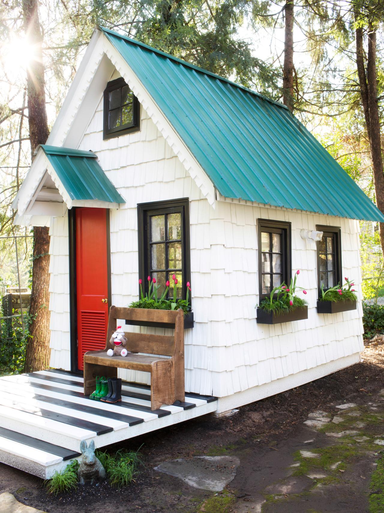 Fairytale Backyards: 30 Magical Garden Sheds