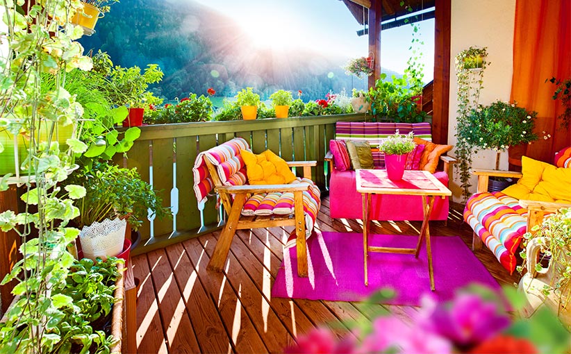 Cheerful tiny balcony decorated with uplifting colors