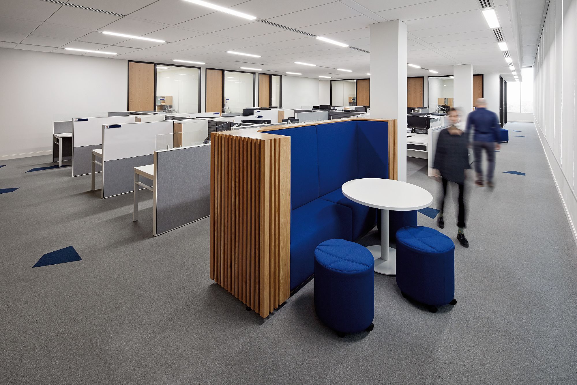 Clever partitions shape a private, yet open office environment