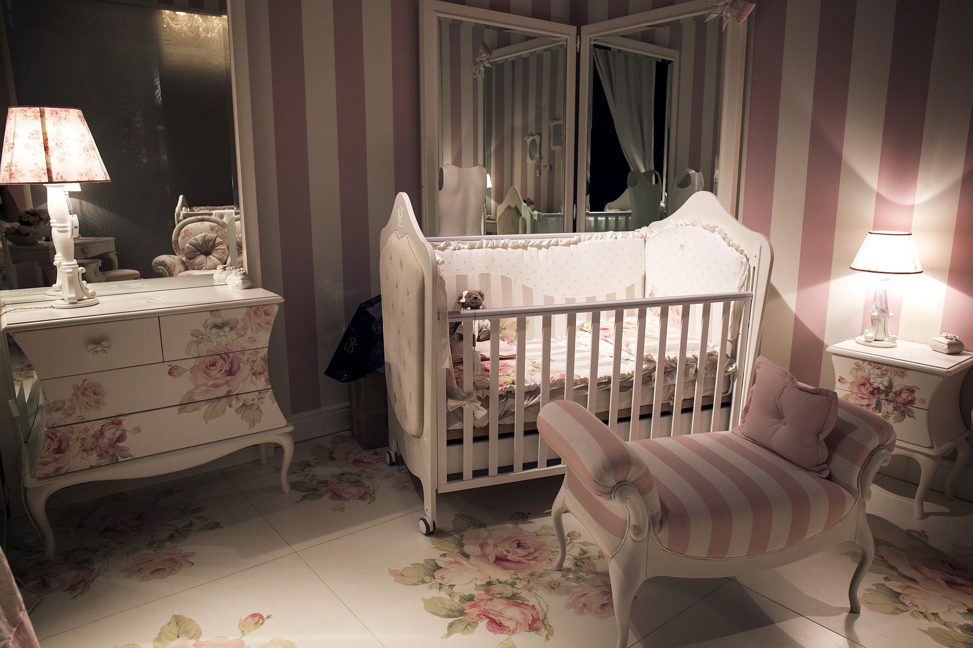 Fabulous nursery in pink and white from Monnalisa Living