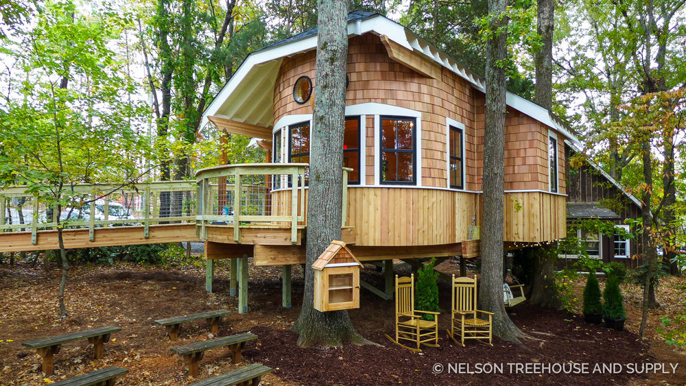 Fairytale-like wooden treehouse