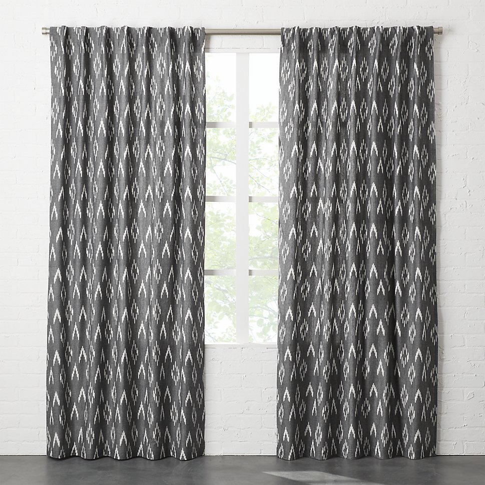 Ikat-curtains-in-black-and-white