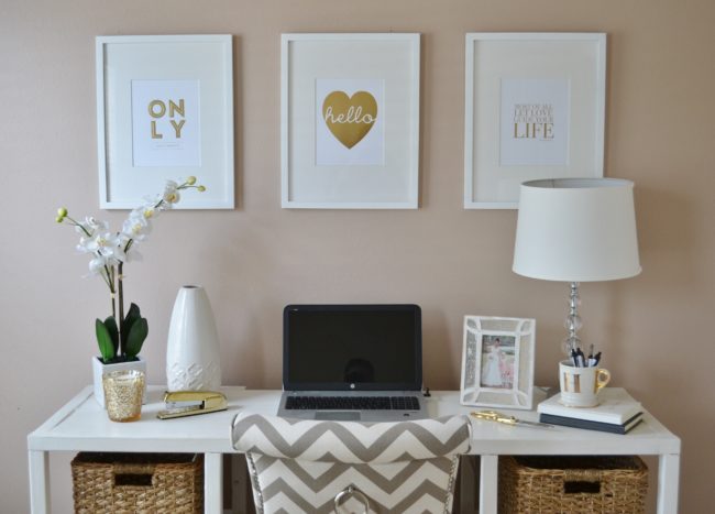 Incorporate Gold In Your Home Office Through Matching Elements 650x467 
