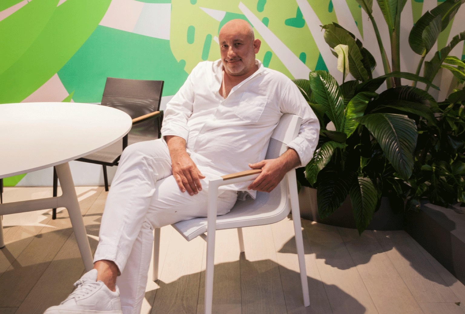 Jean-Marie Massaud on the Dean armchair