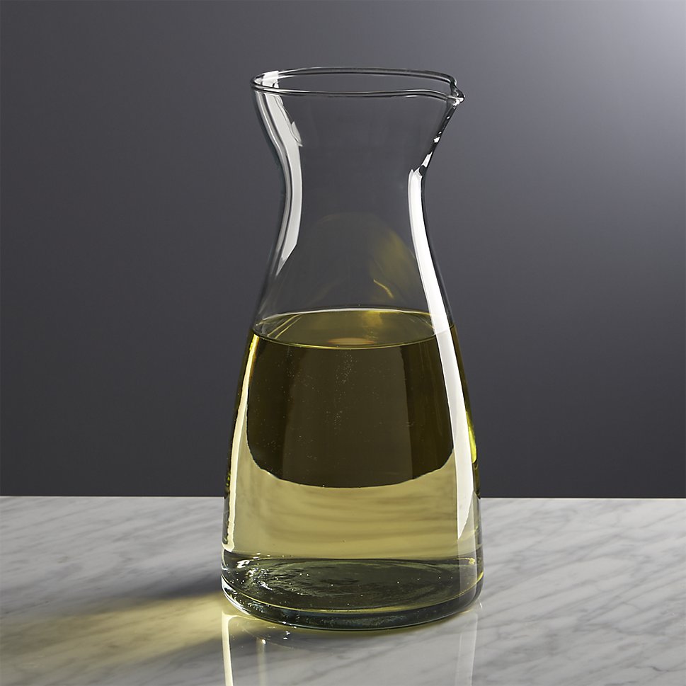 Modern all-purpose carafe