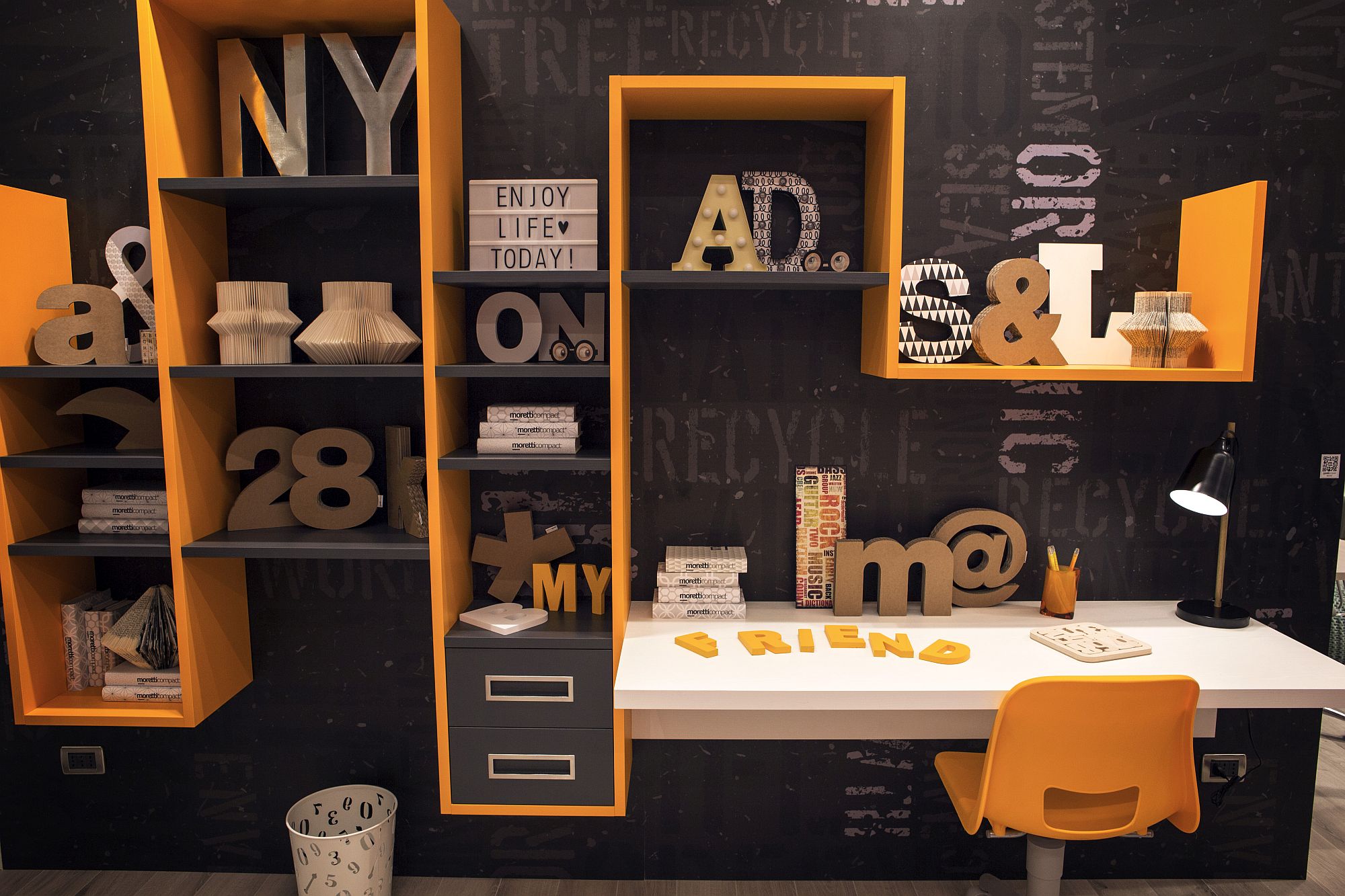 Modular orange shelving for the kids bedroom in black