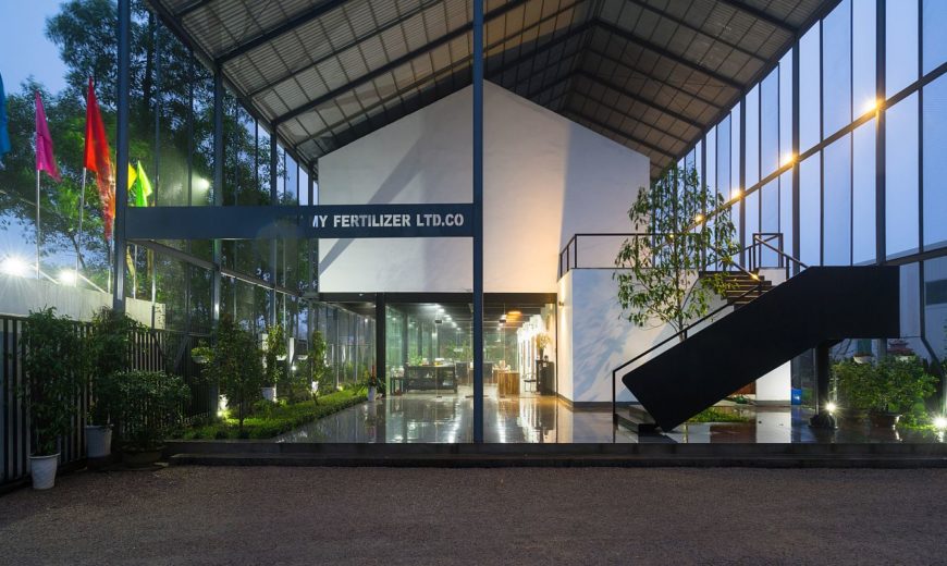 Industrial and Eco-Friendly: Inventive Green Office in Vietnam