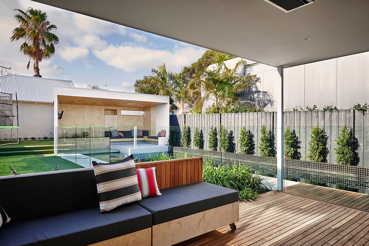 Outdoor-living-and-poolside-hangout-bring-outdoor-living-to-Brighton-home